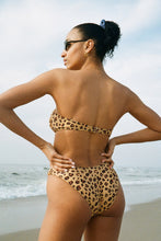 Load image into Gallery viewer, Cat Lady Rockaway Bottom