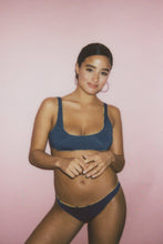 Load image into Gallery viewer, Piña Polka Lucille Bottom