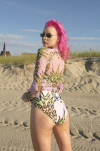 Load image into Gallery viewer, Piña Crown Mesh Top