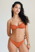 Load image into Gallery viewer, Honey Rockaway Top